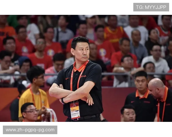 李楠解禁开启执教新篇章正式进入北汽男篮教练组参与备战工作